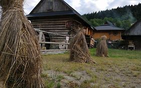 Domki Karczma Zbójnicka